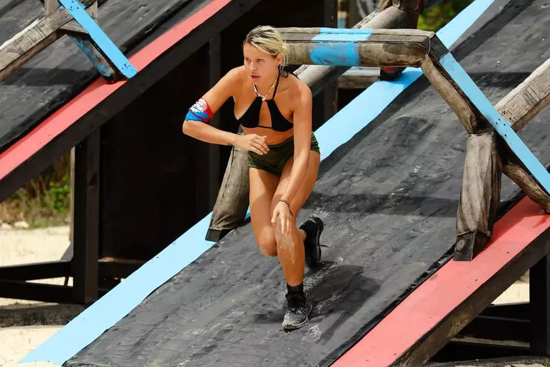 carmen-grebenisan-survivor-6