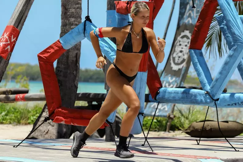 carmen-grebenisan-survivor-9