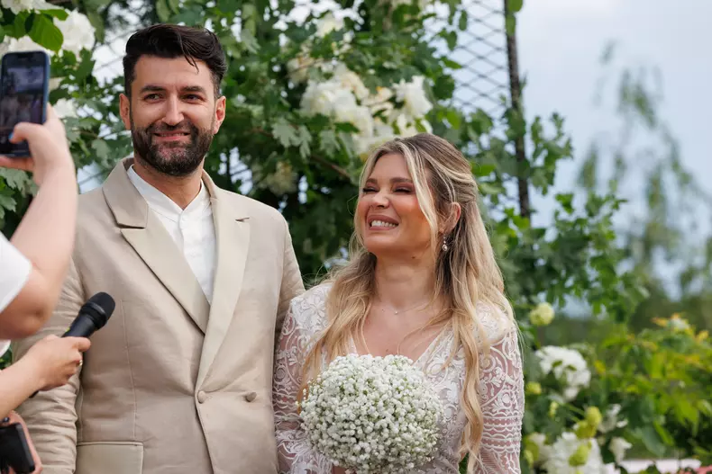 catalin-botezatu-despre-tinutele-purtate-de-smiley-si-gina-pistol-la-nunta-4-1