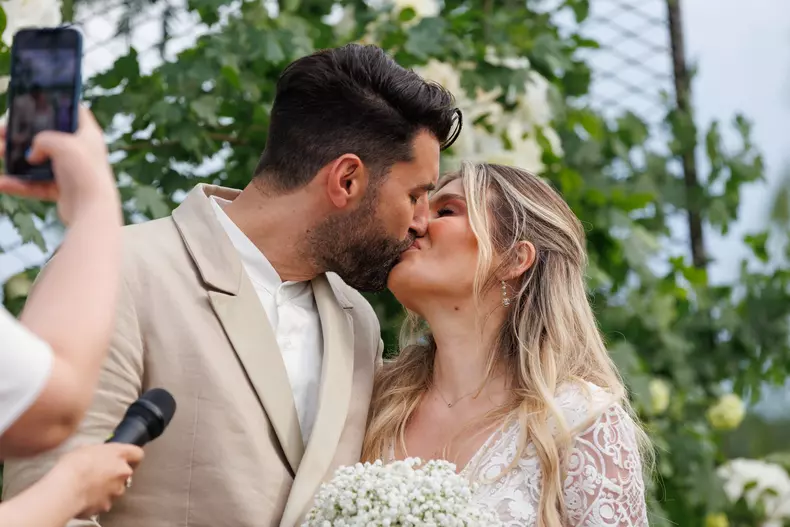 catalin-botezatu-despre-tinutele-purtate-de-smiley-si-gina-pistol-la-nunta-6