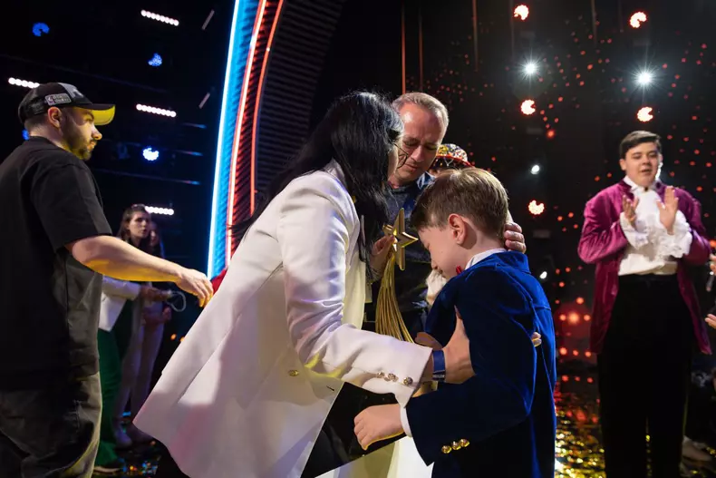 parintii-lui-rares-prisacariu-primele-declaratii-dupa-ce-fiul-lor-a-castigat-marea-finala-romanii-au-talent_1