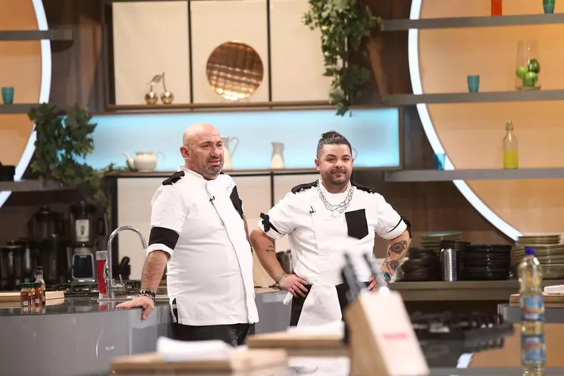 laurentiu-si-pablo-dupa-ce-au-pierdut-finala-chefi-la-cutite-2023-sezonul-11-2
