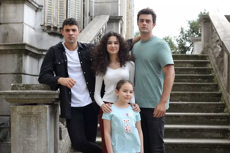 ultimele-episoade-din-totul-pentru-familia-mea.-cand-se-termina-serialul-cu-yigit-kocak-de-la-kanal-d-5