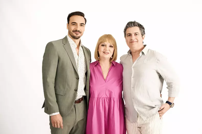 Emilia Popescu & Mihai Calin & Matei Negrescu