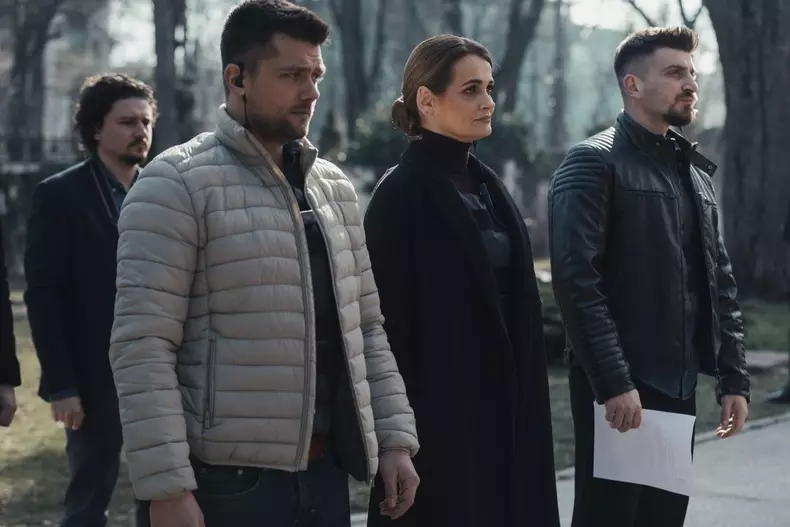 cand-are-premiera-sezonul-3-din-clanul-3