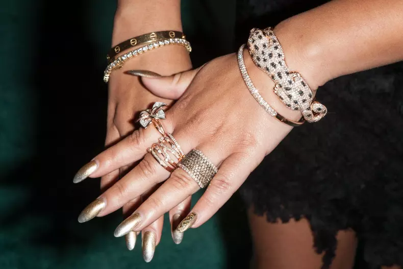 unghii-adrienne-bailon.jpg