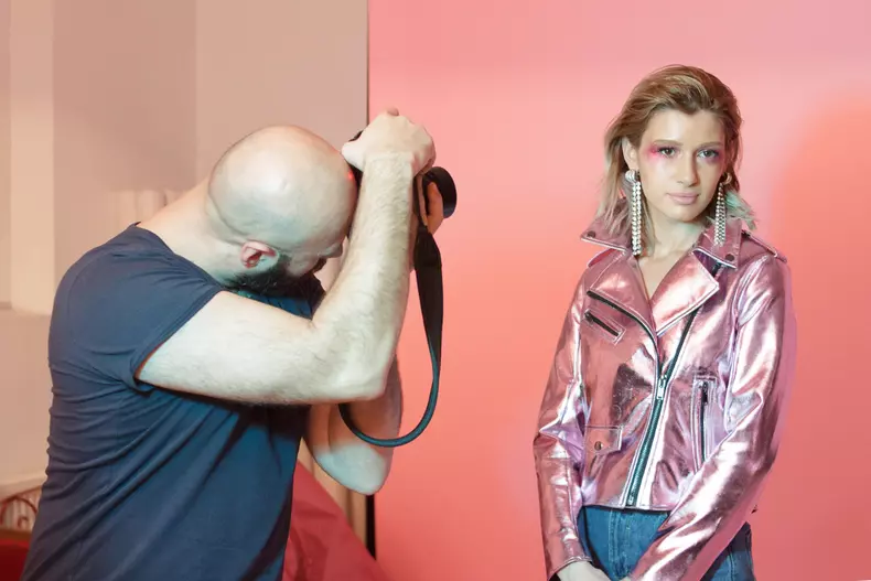 alina-eremia-fotografii-exclusive-pentru-revista-unica