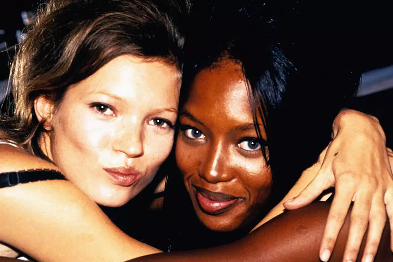 Fashion - Kate Moss and Naomi Campbell