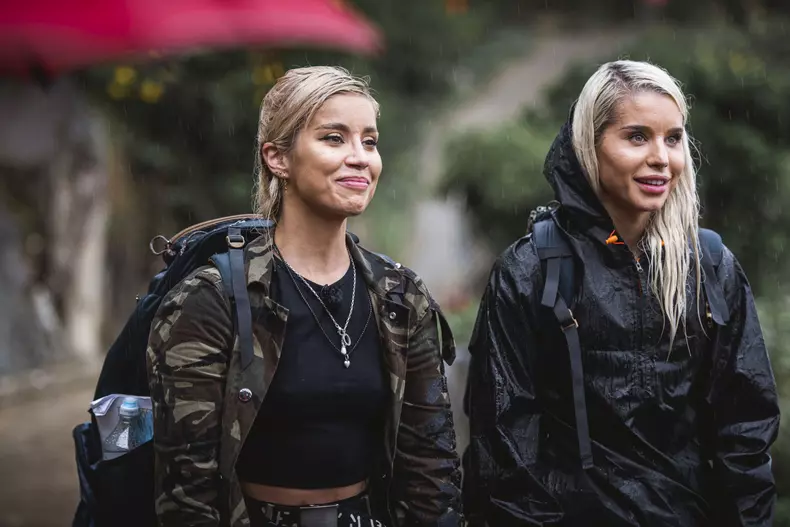 alina ceusan si carmen grebenisan