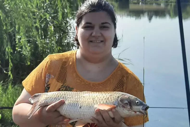 Cum a slăbit Claudia Radu, fostă concurentă "Chefi la cuțite", 43 de kilograme. Tânăra este acum de nerecunoscut