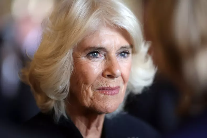camilla regina consoarta