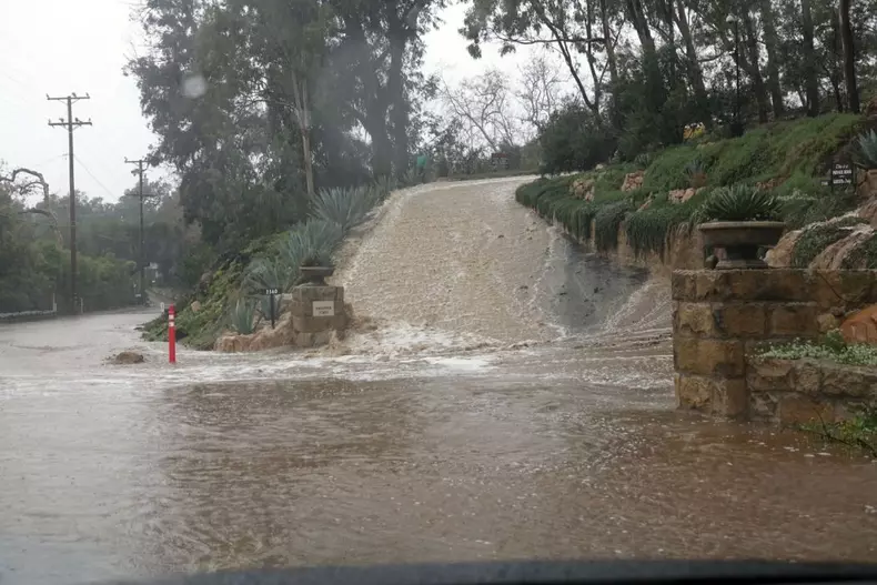 Inundații în Montecito 1