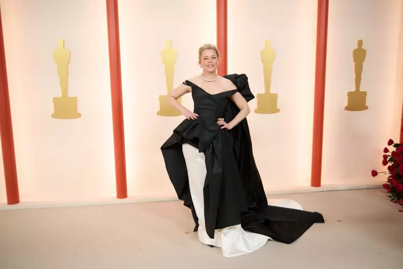 Elizabeth Banks