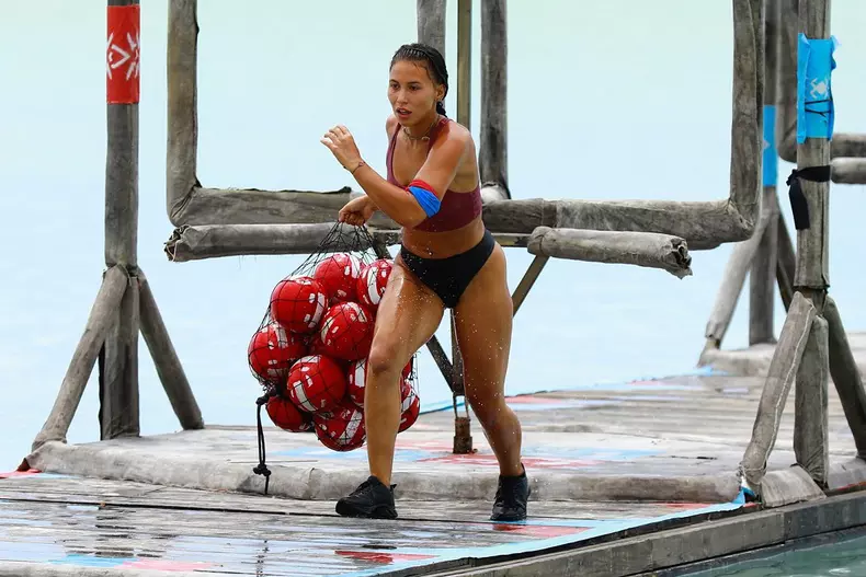 Mama Ștefaniei Stănilă a răbufnit după eliminarea tinerei din "Survivor România". "Nu se poate așa ceva! E toată lumea revoltată"