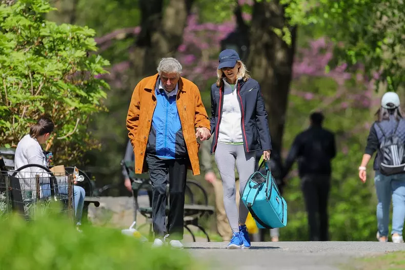 EXCLUSIVE: Tony Bennett relaxing on a Central Park bench in New York City