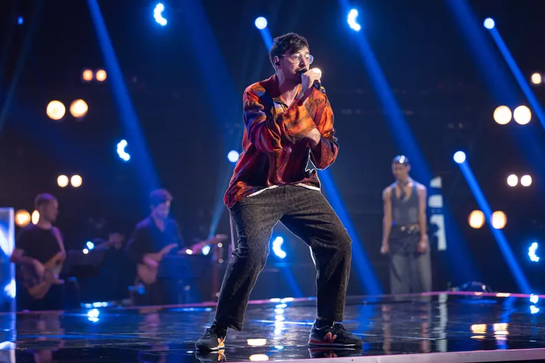 alex-maxim-sfat-de-la-smiley-pentru-semifinala-vocea-romaniei-3