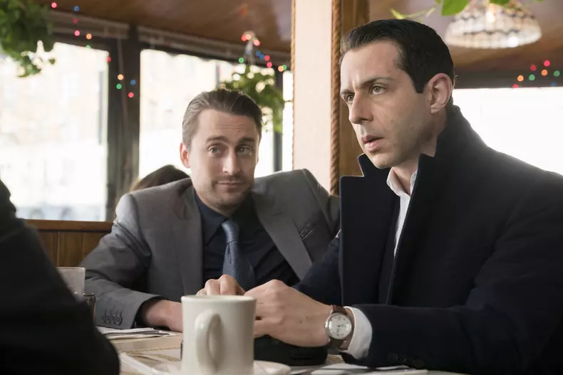 SUCCESSION (S01)