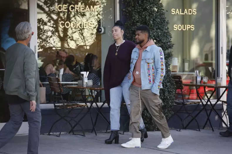 *PREMIUM EXCLUSIVE* Usher and rumored new girlfriend Jennifer Goicoechea have brunch at Surreys in Uptown New Orleans