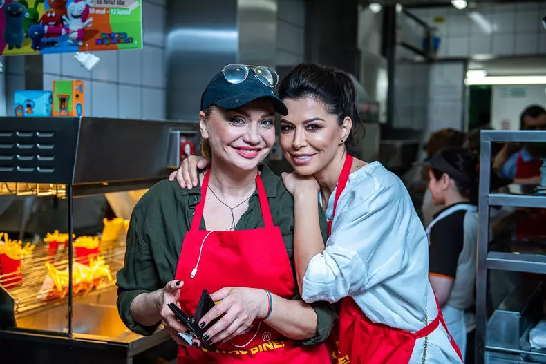 Cristina Cioran si Simona Pătruleasa