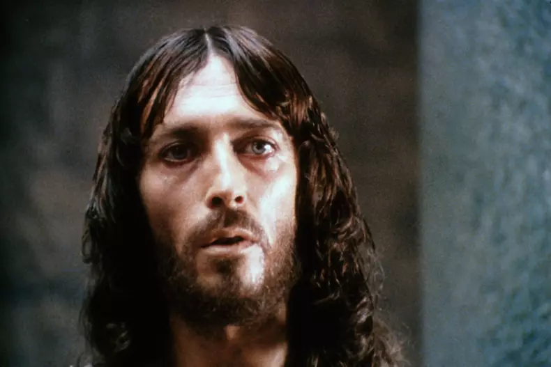 Robert Powell în rolul lui Iisus din Nazaret
