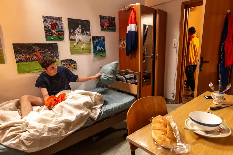 Dragoș Uretyan, actorul din Atletico Textila (4)