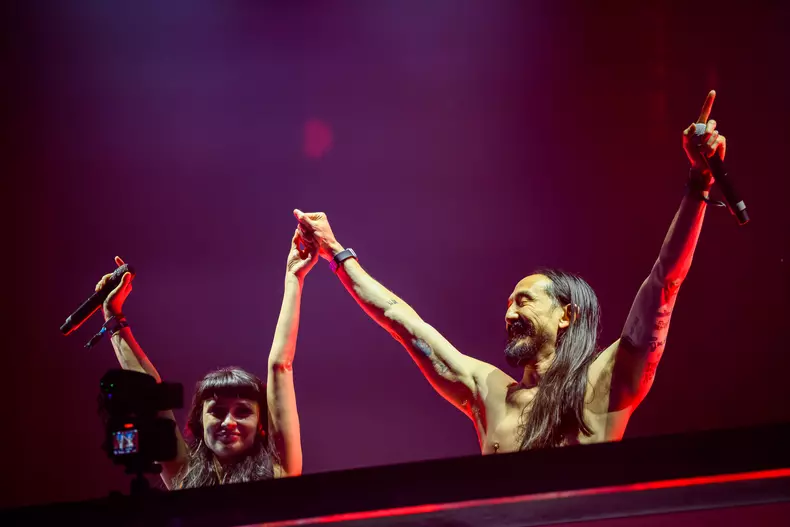 Irina Rimes şi Steve Aoki la Untold