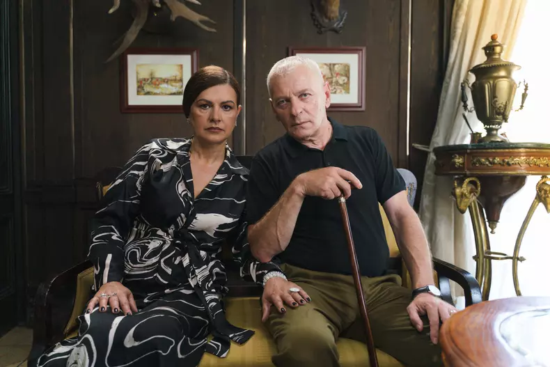 Maria Buză nu are concediu de ani buni (4)