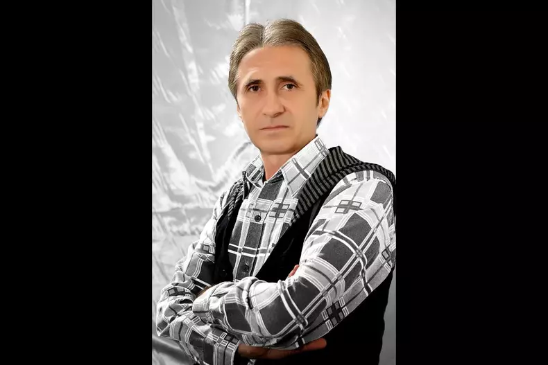 sandel balan