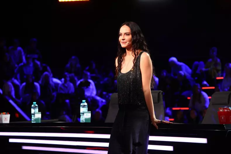 Adelina Chivu, prezentatoarea X Factor România, a dezvăluit secretul ei pentru o siluetă suplă la 43 de ani