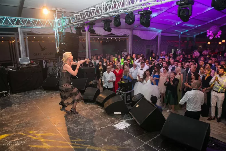 Andreea Popescu și Rareș Cojoc nuntă 2016 (18)