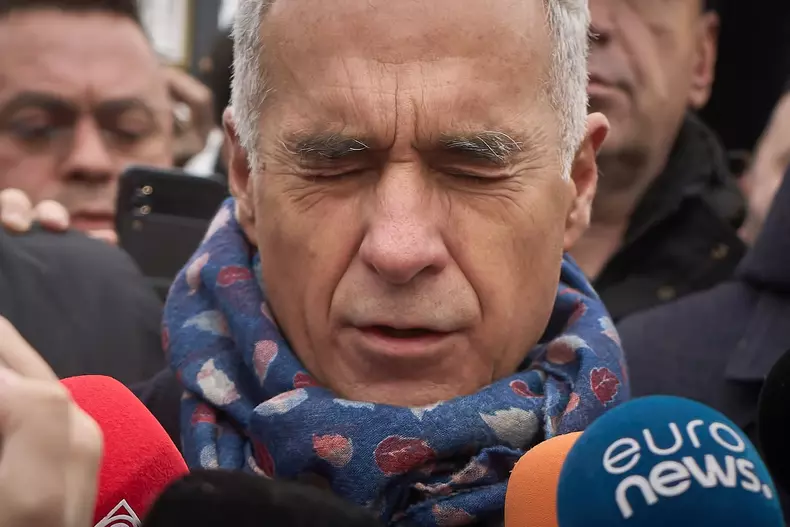 Mogosoaia,,Romania.,8th,Dec,,2024:,Far-right,Runoff,Candidate,For,The