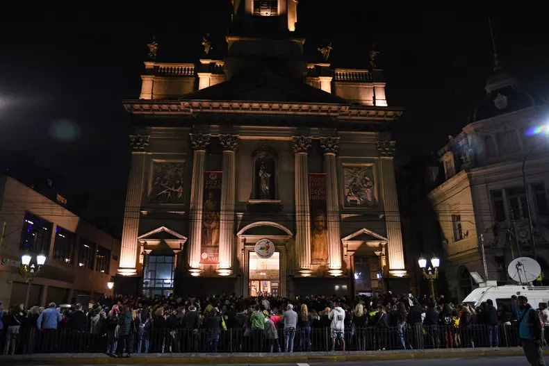The Archbishopric of Buenos Aires offers a mass in honor of Pope Francis at the Basilica San José de Flores.
