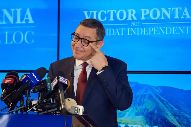 Bucharest,,Romania.,6th,Mar,,2025:,Victor,Ponta,Holds,A,Press