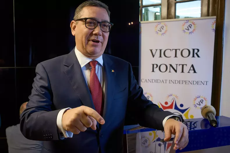 Bucharest,,Romania.,6th,Mar,,2025:,Victor,Ponta,Holds,A,Press