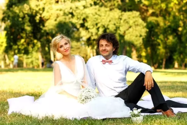 Dana Rogoz și Radu Dragomir la nunta lor din 2012 (4)