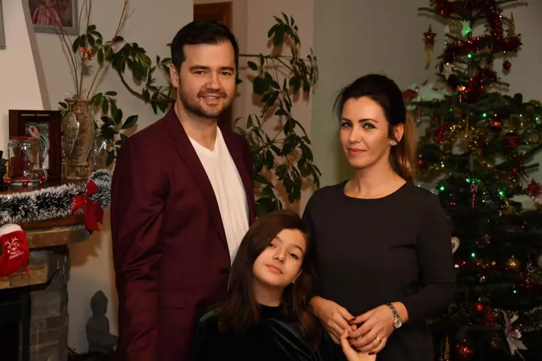 laurentiu duta cu familia de craciun