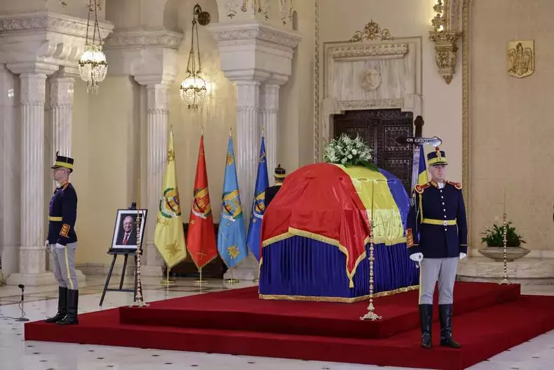 sicriul lui ion iliescu
