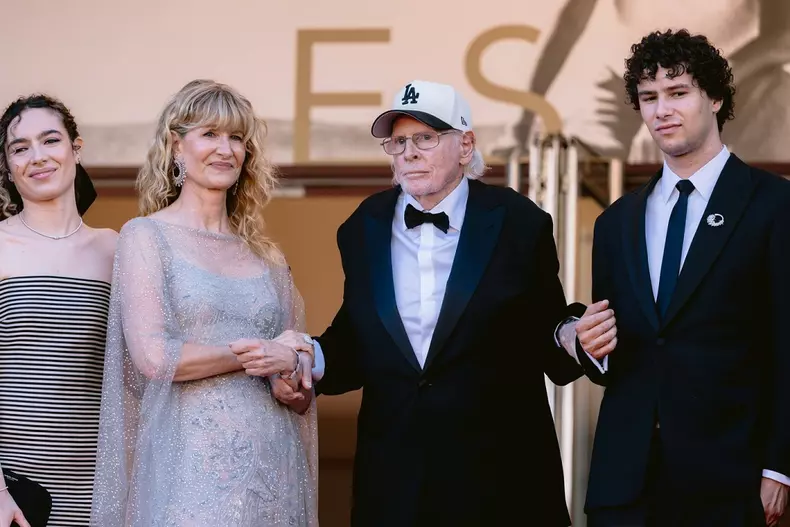 79čme Festival International du Film de Cannes. Montée des marches du film La bataille De Gaulle: l'âge de fer. BAELEN