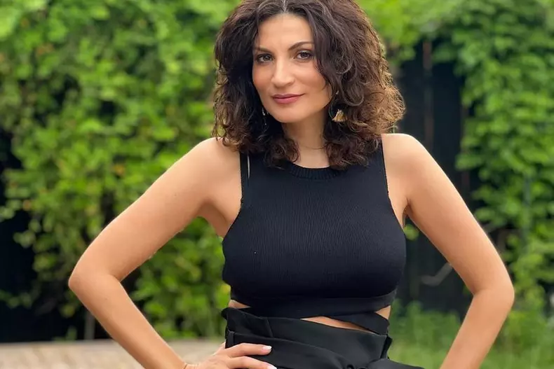 Ioana Ginghina 5