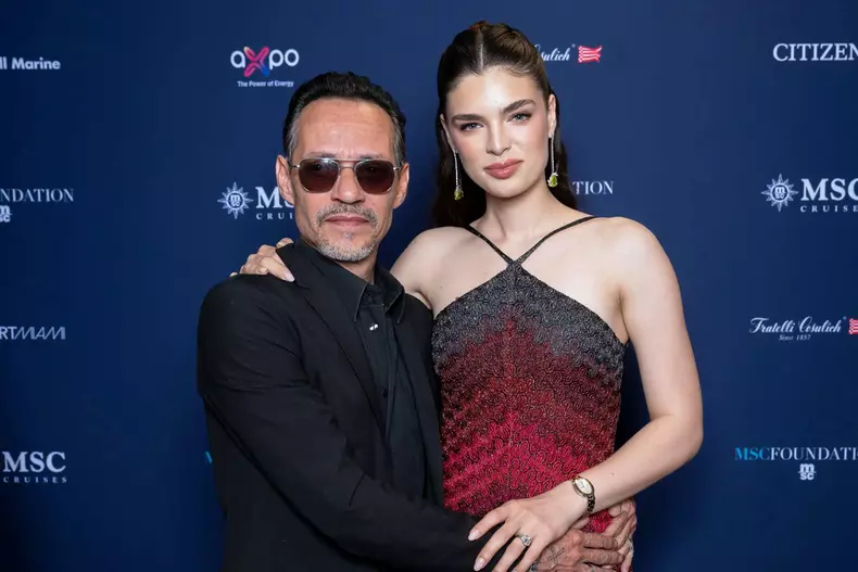 Marc Anthony si Nadia Ferreira2