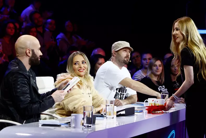 Ce cadouri a primit Mihai Bendeac la audițiile ”iUmor” (1)