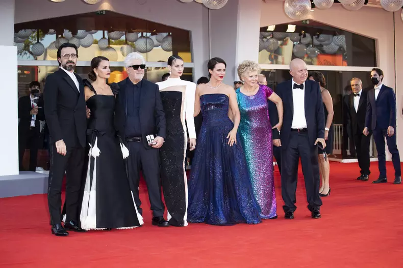 Actorii din Madres Paralelas
