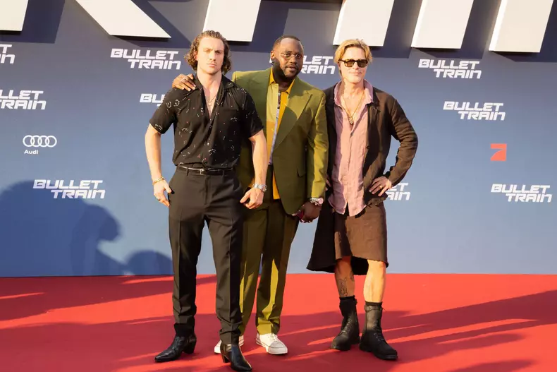 Brad Pitt in fusta la Berlin, la premiera Bullet Train