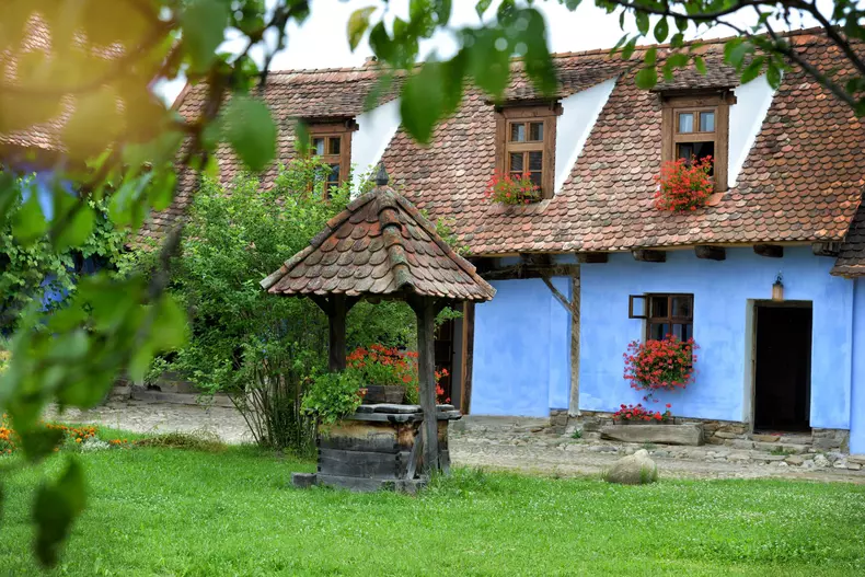 Casa-Regelui-Charles-al-III-lea-de-la-Viscri-deschisa-publicului.-Cat-costa-o-noapte-de-cazare-5