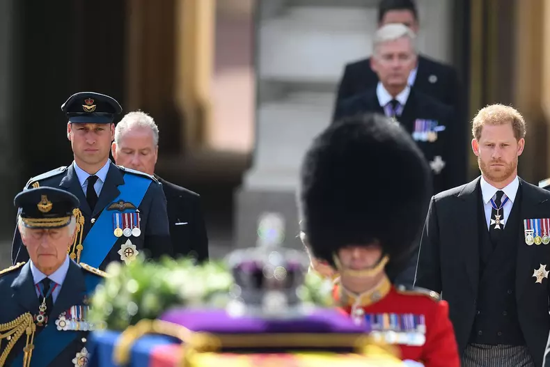 Death of Queen Elizabeth - Day Six