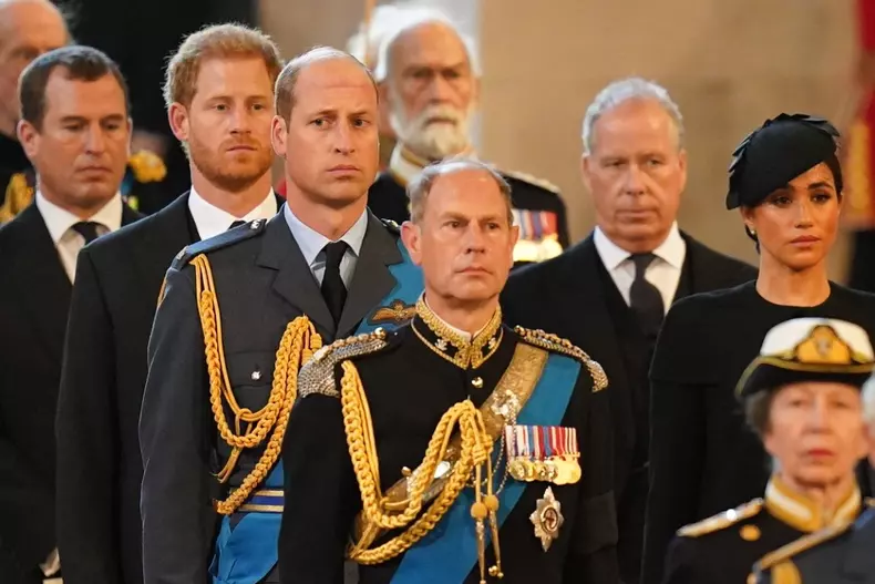 Queen Elizabeth II death - London