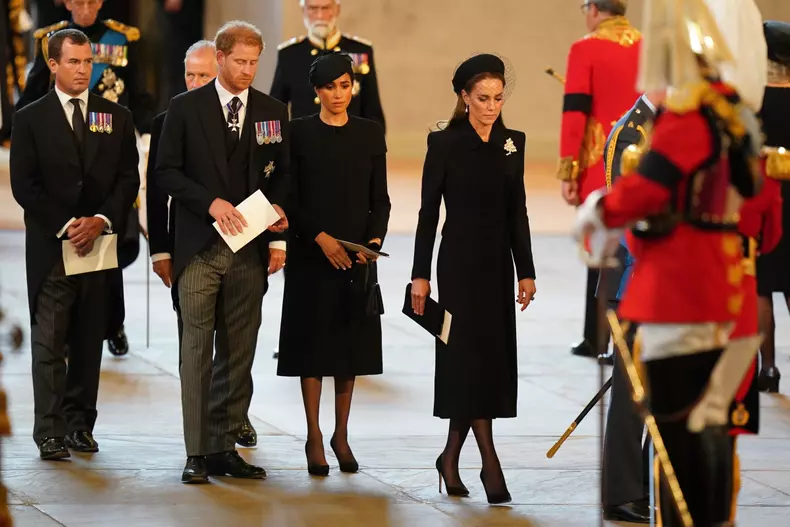Queen Elizabeth II death - London