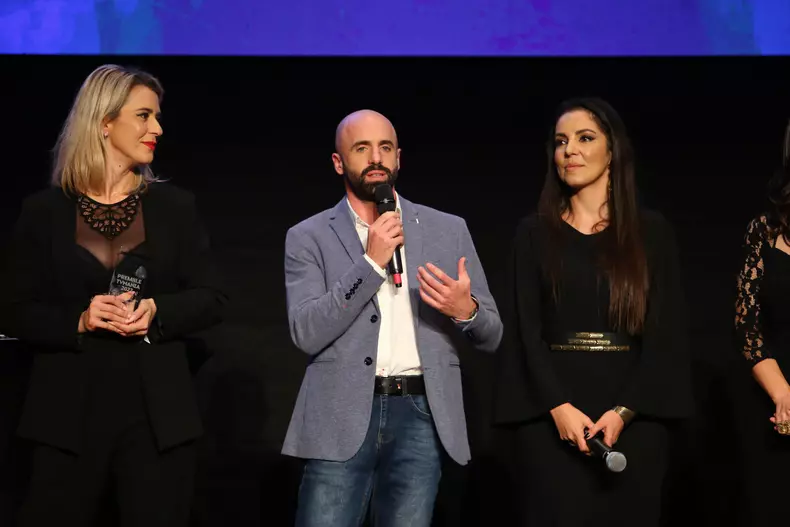 Emisiunea „Visuri la cheie” (Pro TV) a câștigat premiul TVmania pentru „Cel mai bun reality-show cu oameni obișnuiți”