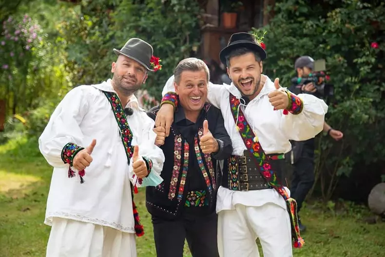 cum-a-ajuns-nea-marin-sa-aiba-propria-emisiune-la-tv-3