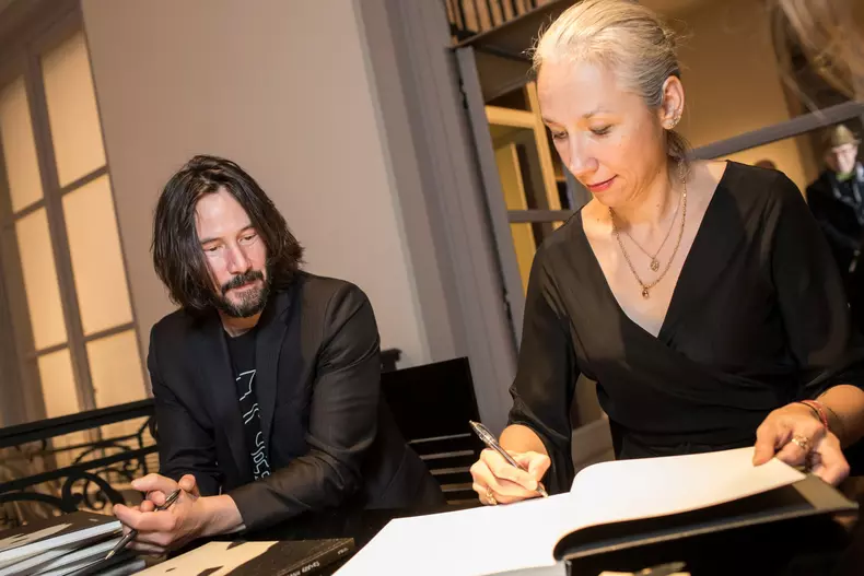 Exclusif - Keanu Reeves et Alexandra Grant à l'exposition "Shadows" à Paris